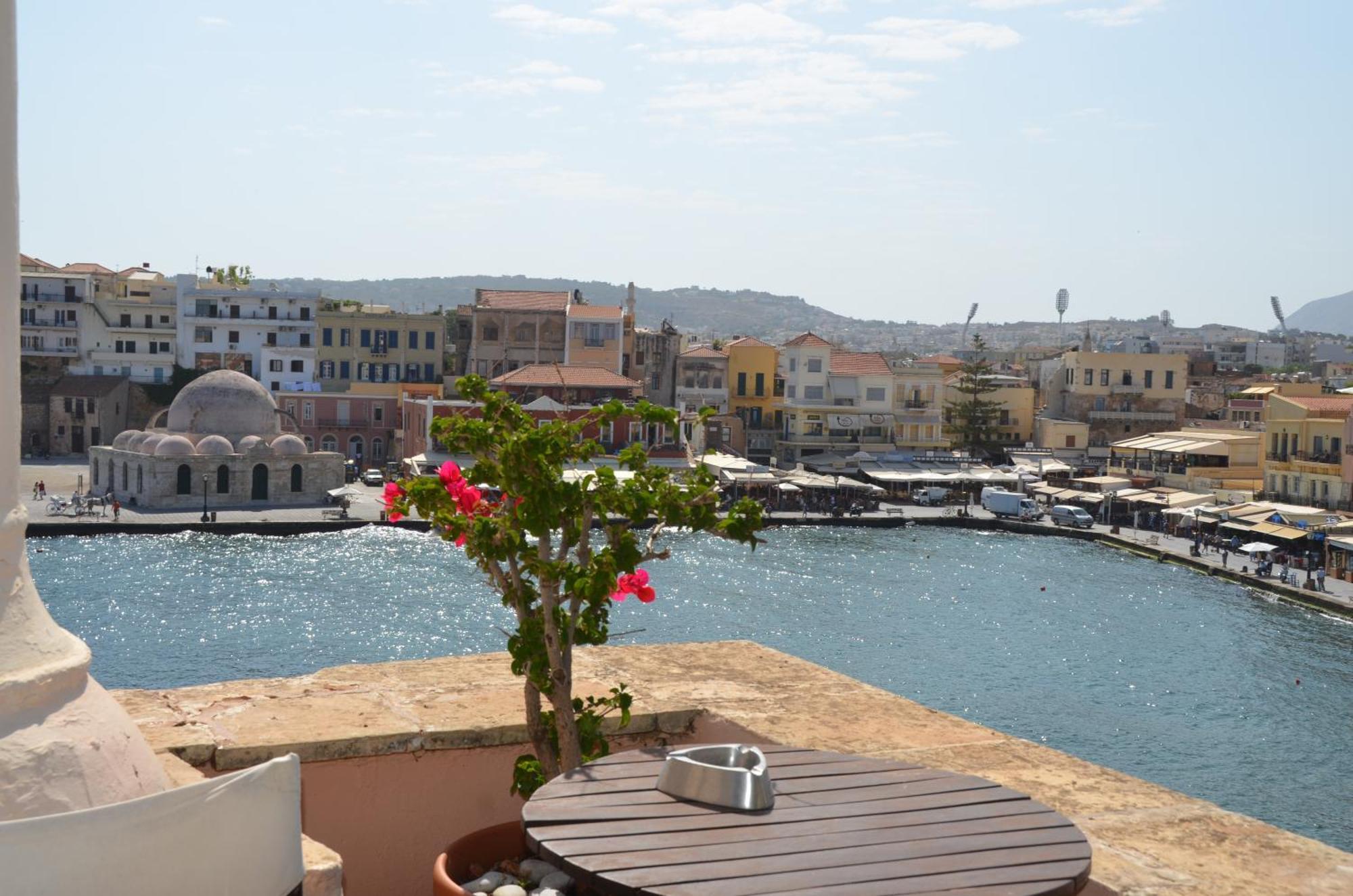 Hotel Amphora خانيا المظهر الخارجي الصورة