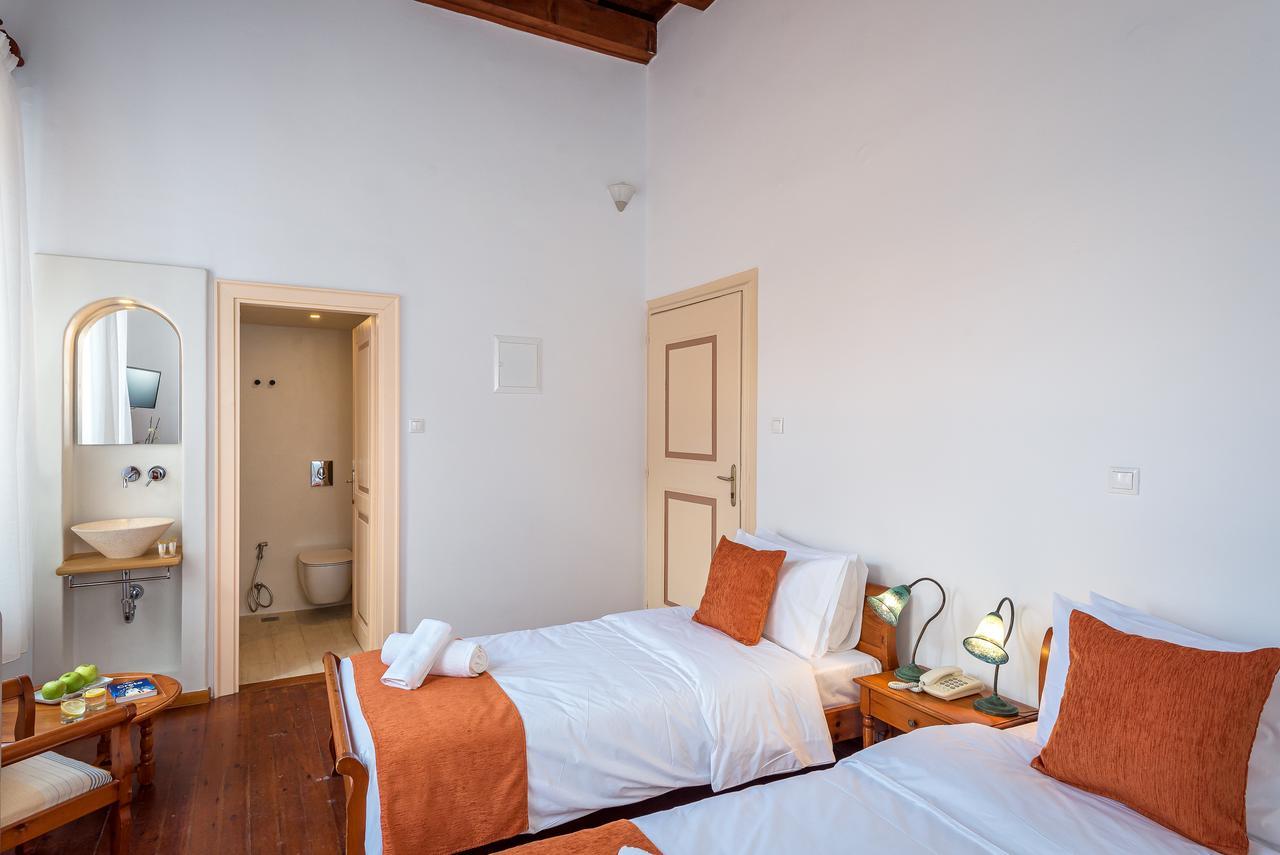 Hotel Amphora خانيا المظهر الخارجي الصورة